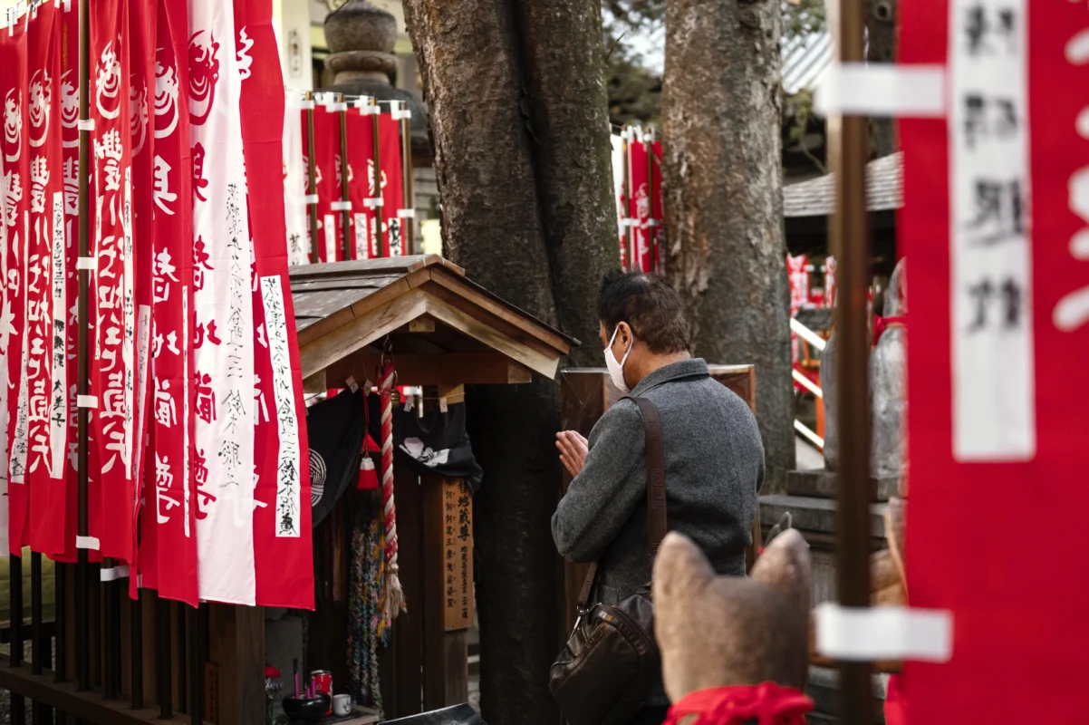 Agama Orang Jepang Fakta Unik Shinto, Buddha & Sekularisme